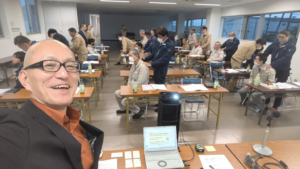 マーケティング×コーチングのプロが届ける成果直結のセミナー。酒井とし夫講演会講師はリピート率70%以上の人気講師。講演依頼・資料請求はこちら。