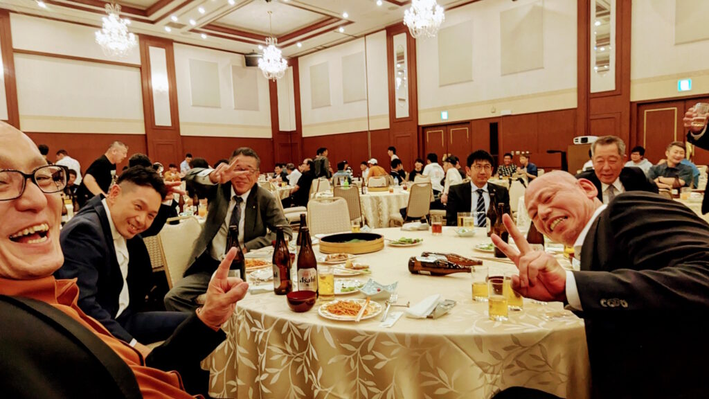 扶桑工業株式会社様 創業26周年記念式典で講演しました。その後、懇親会にも参加させて頂きました。
