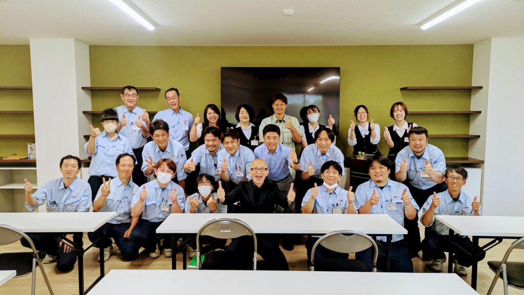 2026年6月11日、新潟県柏崎市の株式会社飯塚鉄工所様で経営者、幹部向けビジネスコーチング研修の講師を担当させて頂きました。