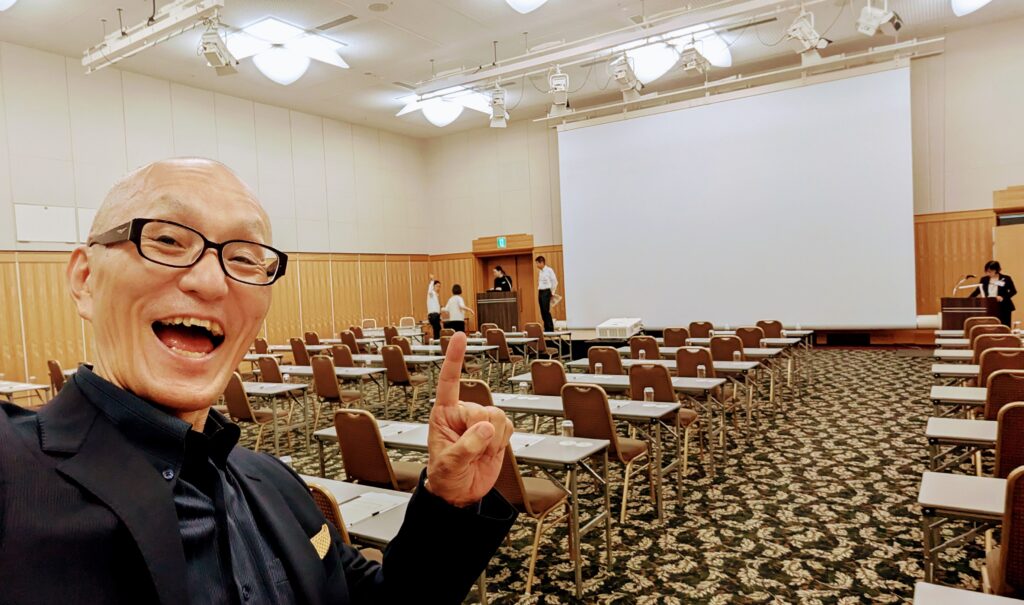 顧客の悩み解決型セールス手法を学び、営業成果を劇的に向上させたい企業・団体担当者様へ。全国で1,000回以上の登壇実績と7割超のリピート率を誇る酒井とし夫講演会講師をご紹介します。NLP心理学やランチェスター経営戦略、AI活用を融合した独自のアプローチで、顧客の潜在課題を引き出す具体的ノウハウを伝授。人気講師ランキング6位を獲得したお勧めの人気講師の講演テーマや選ばれる理由を詳しく解説します。