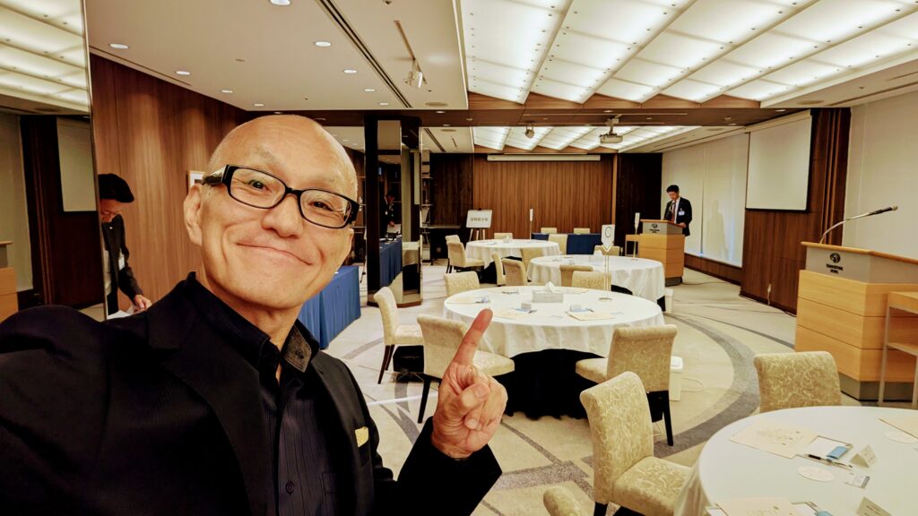 低予算で自社や商品の認知度向上を図りたい企業・団体担当者必見！18年以上の実績と1,000回超の登壇数を誇る酒井とし夫講演会講師をご紹介します。NLP心理学やランチェスター経営戦略、最新のAI活用を融合させた独自のアプローチで、お金をかけずに成果を出すブランディング＆マーケティングのノウハウを伝授。リピート率7割超の圧倒的な満足度を誇る人気講師の講演テーマや選ばれる理由、具体的な事例まで詳しく解説します。